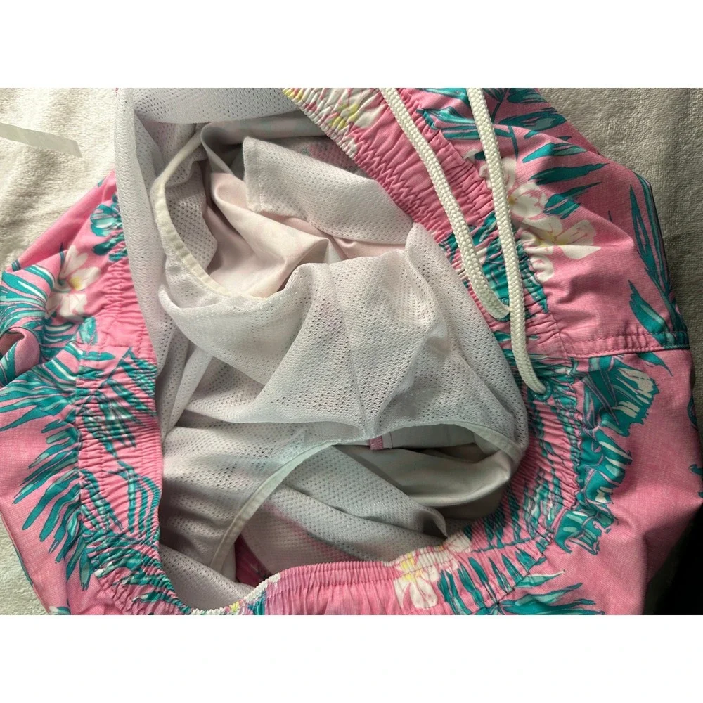 Vineyard Vines Swim‎ Trunks Men L Pink Tropical Floral Shorts 6.5 Inseam